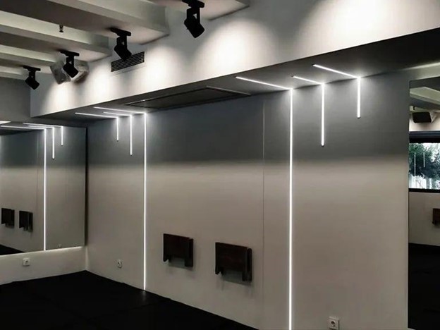 پروفیل لاین نوری آلومینیومی (چراغ خطی) با آلیاژ ۶۰۶۳ برای دفع بهینه حرارت LED.